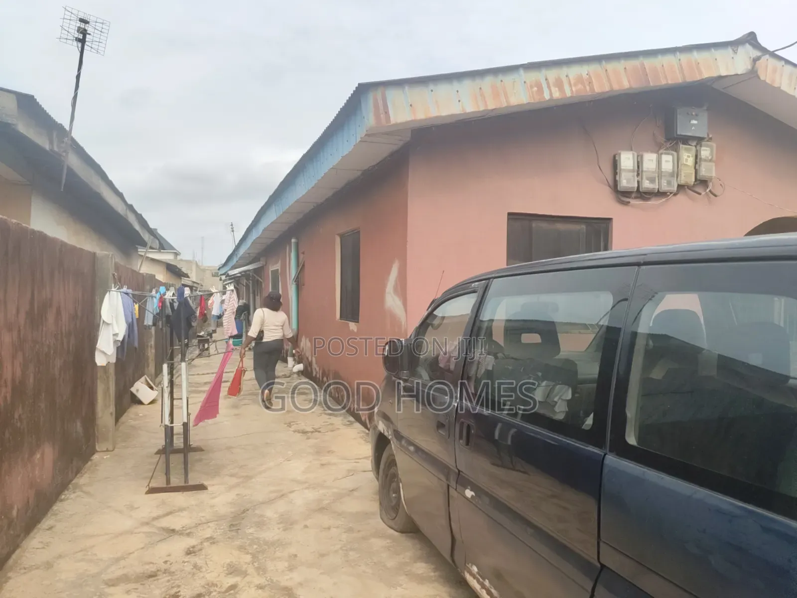 20bdrm Block of Flats in Egan, Igando / Ikotun/Igando for sale