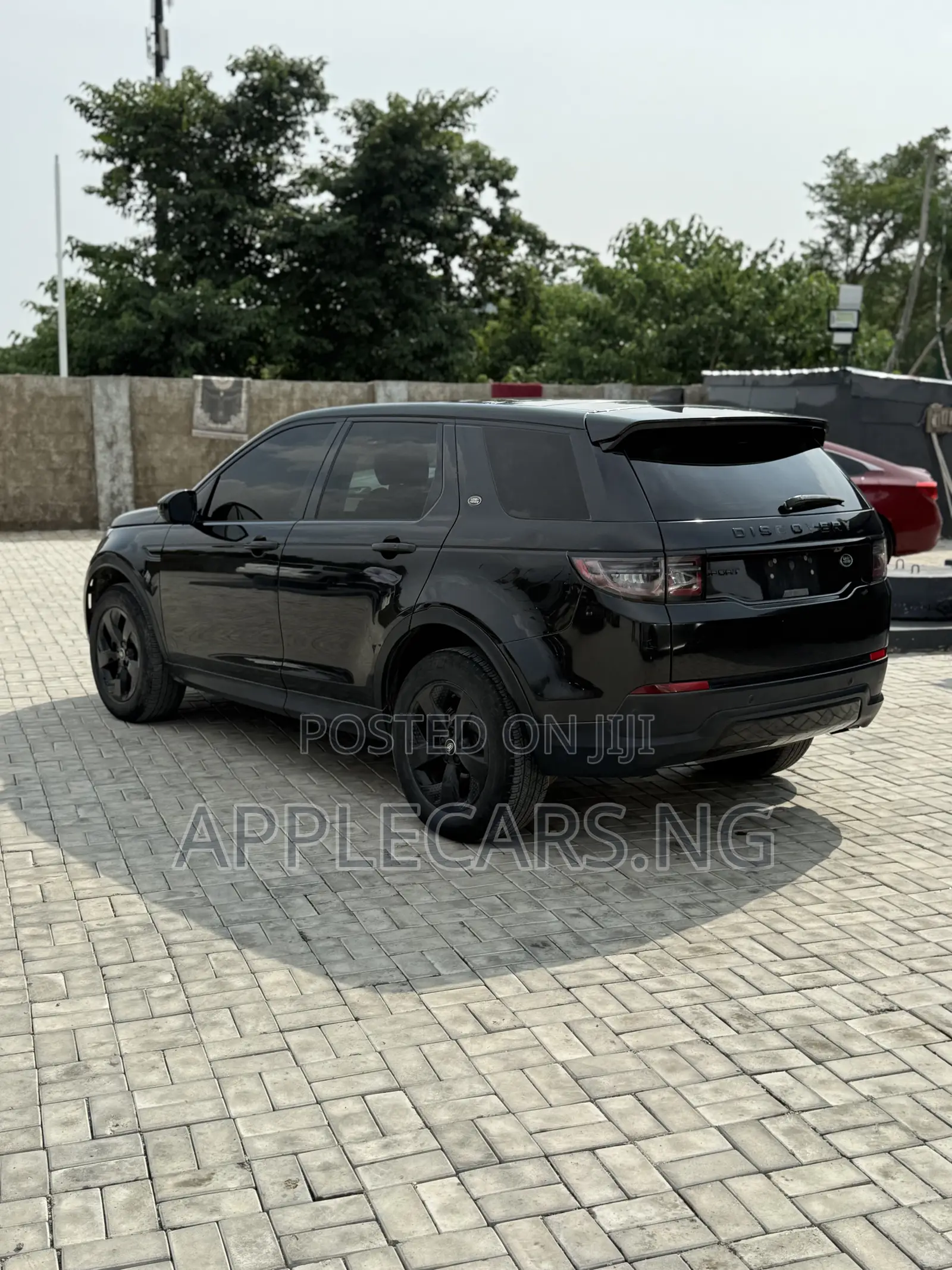 Land Rover Discovery 2022 Black