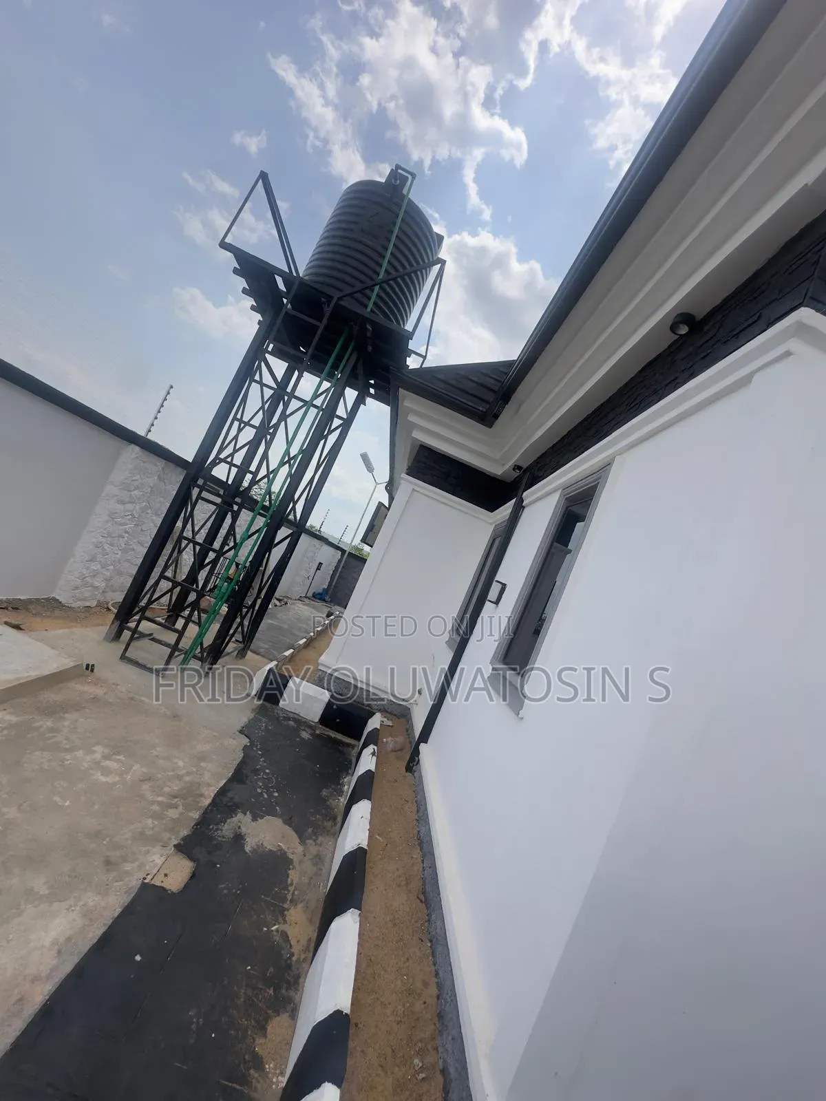4bdrm Bungalow in Okpanam By-Pass, Oshimili South for sale