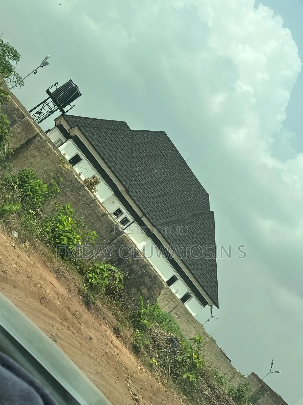 4bdrm Bungalow in Okpanam By-Pass, Oshimili South for sale