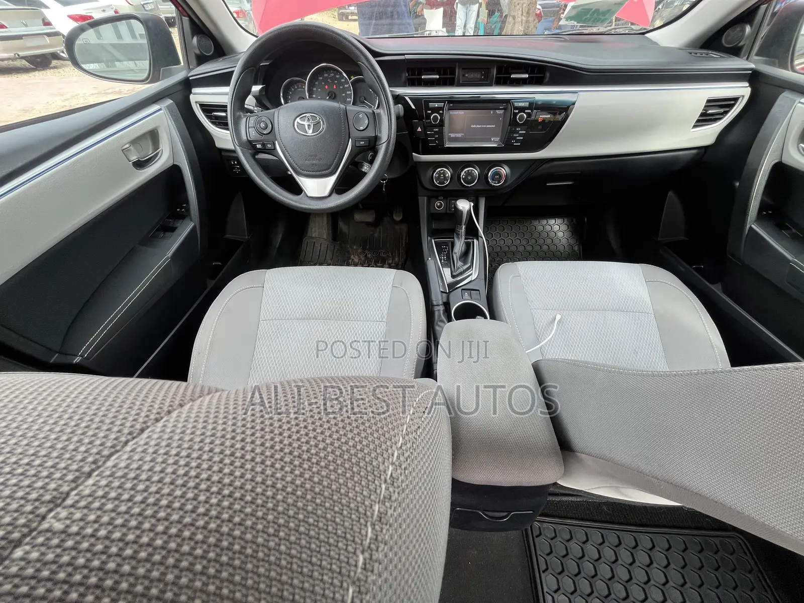 Toyota Corolla 2015 Red