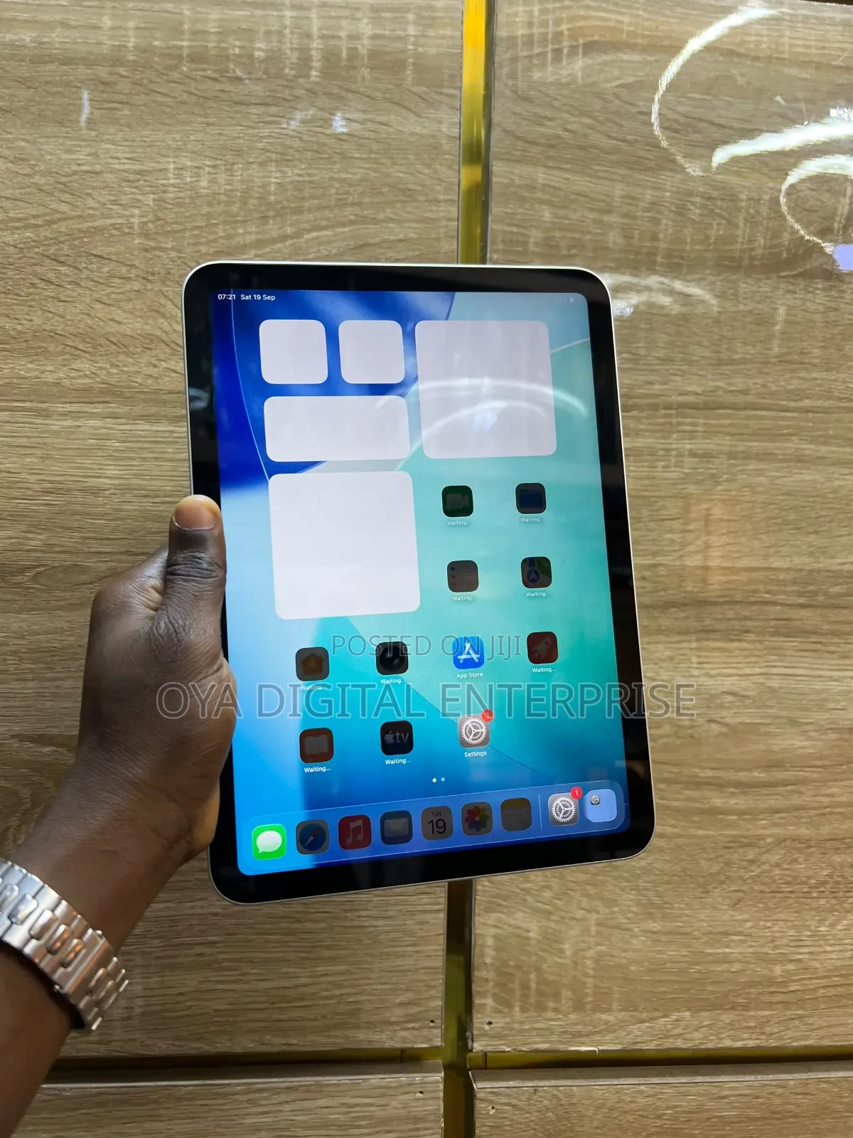 Apple iPad (2025) 128 GB Silver