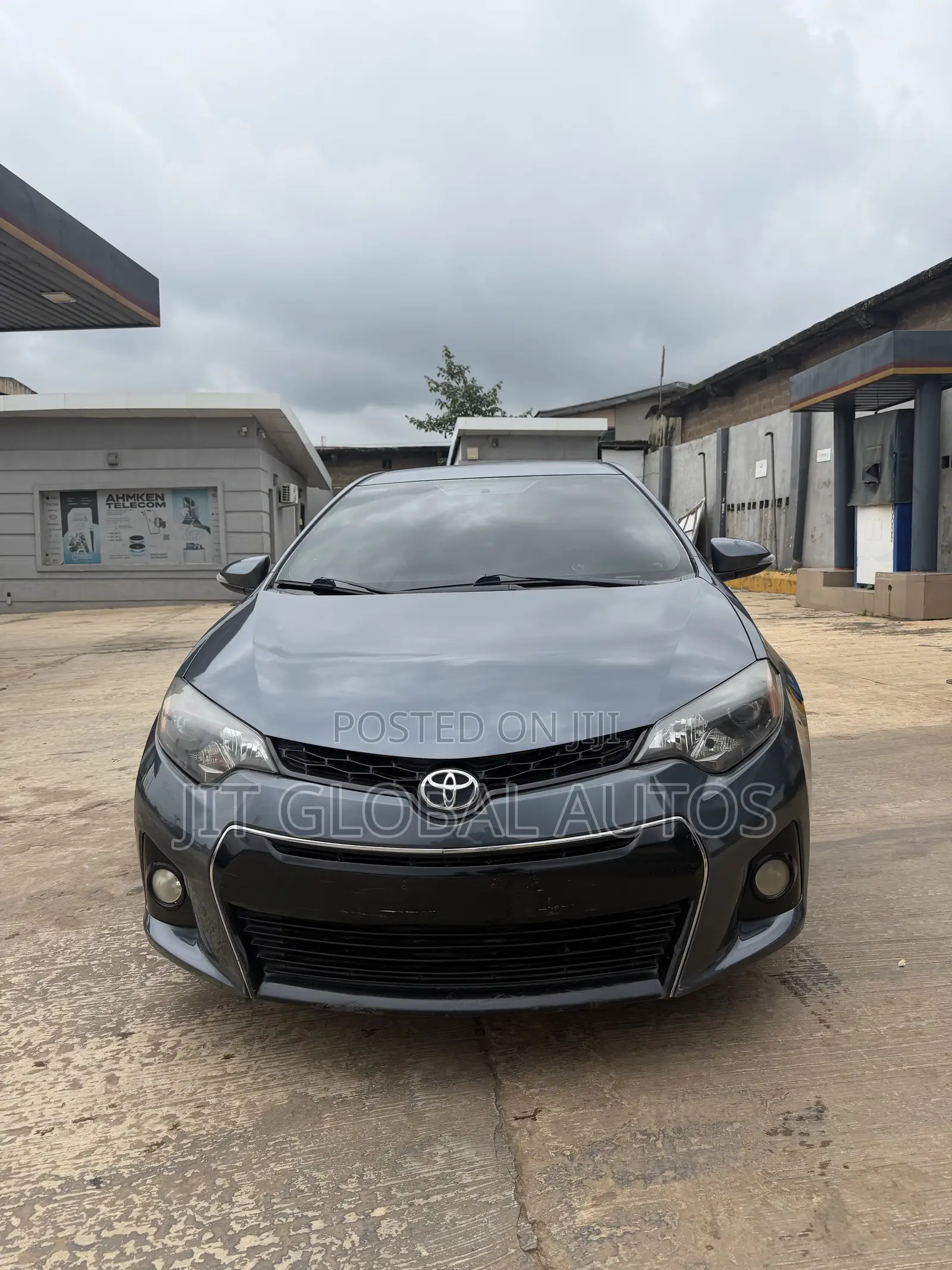 Toyota Corolla S Plus 4dr Sedan (1.8L 4cyl CVT) 2015 Gray