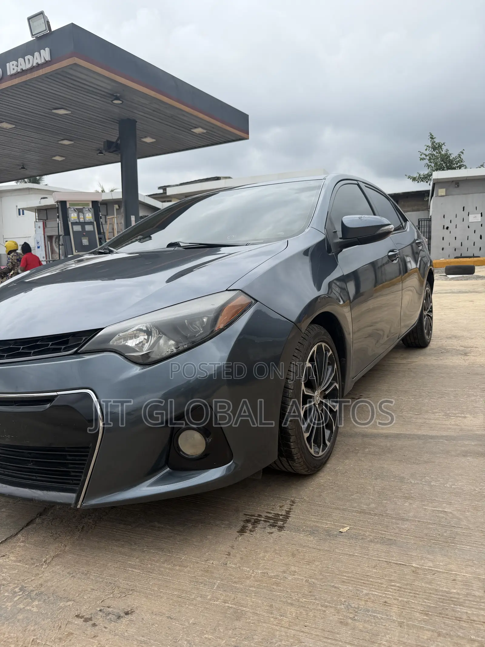 Toyota Corolla S Plus 4dr Sedan (1.8L 4cyl CVT) 2015 Gray