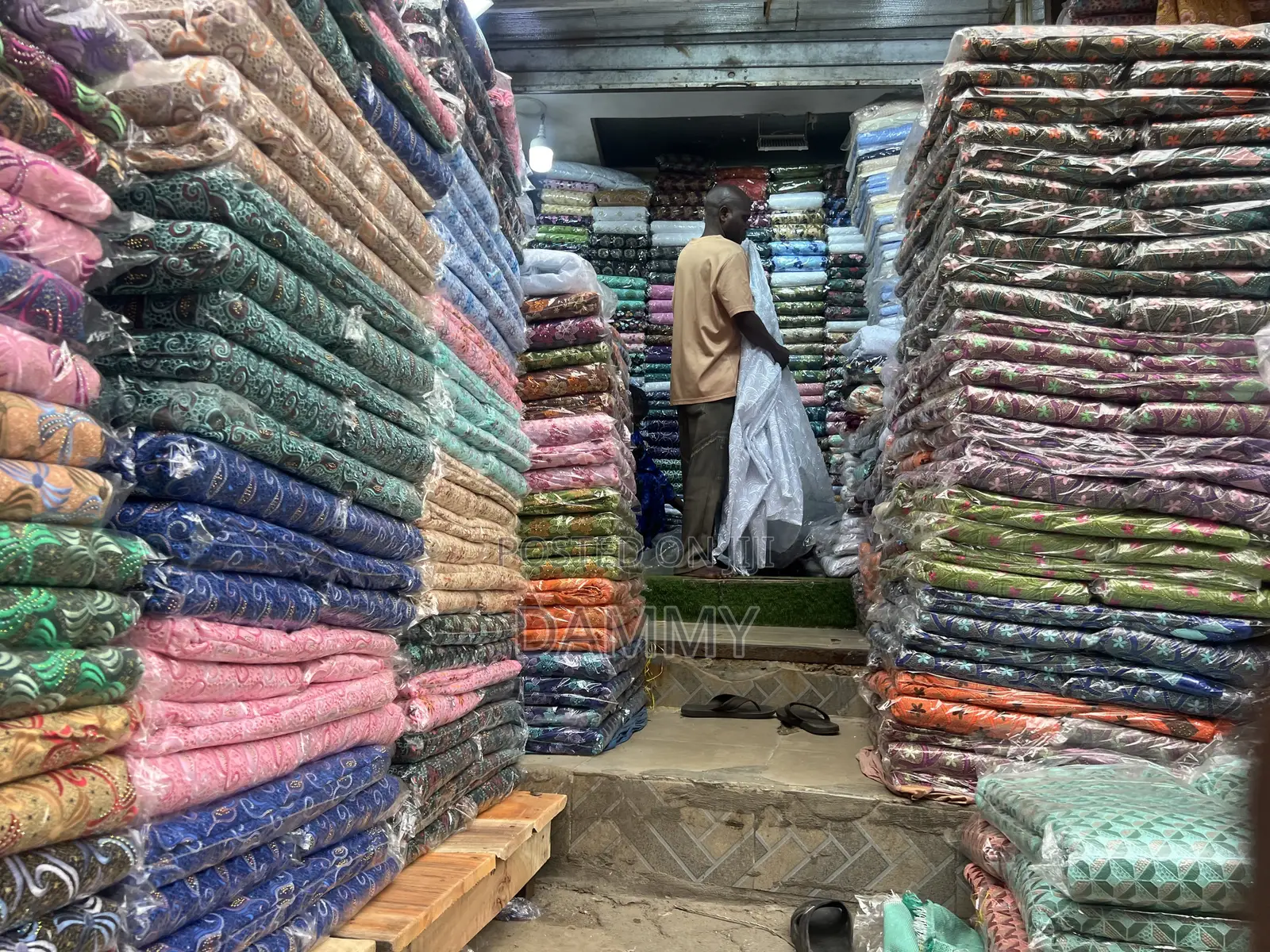 High Quality Vibrant Outdoor Fabric Stall