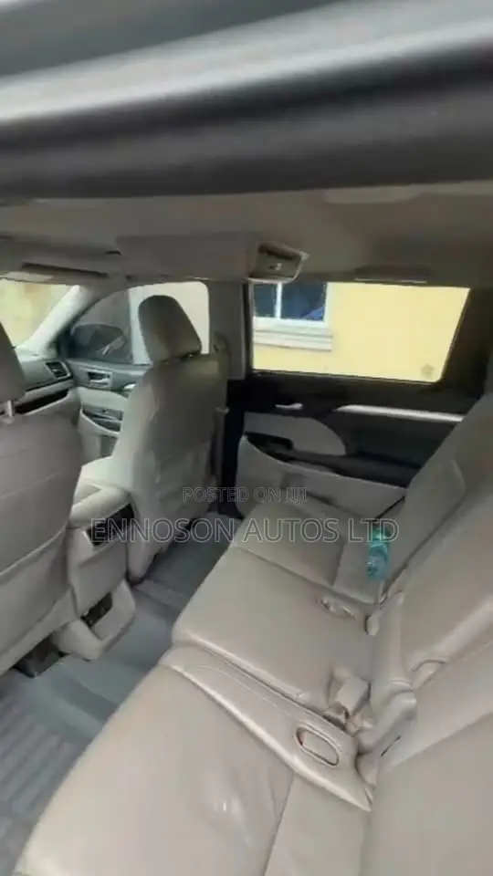Toyota Highlander 2015 Silver