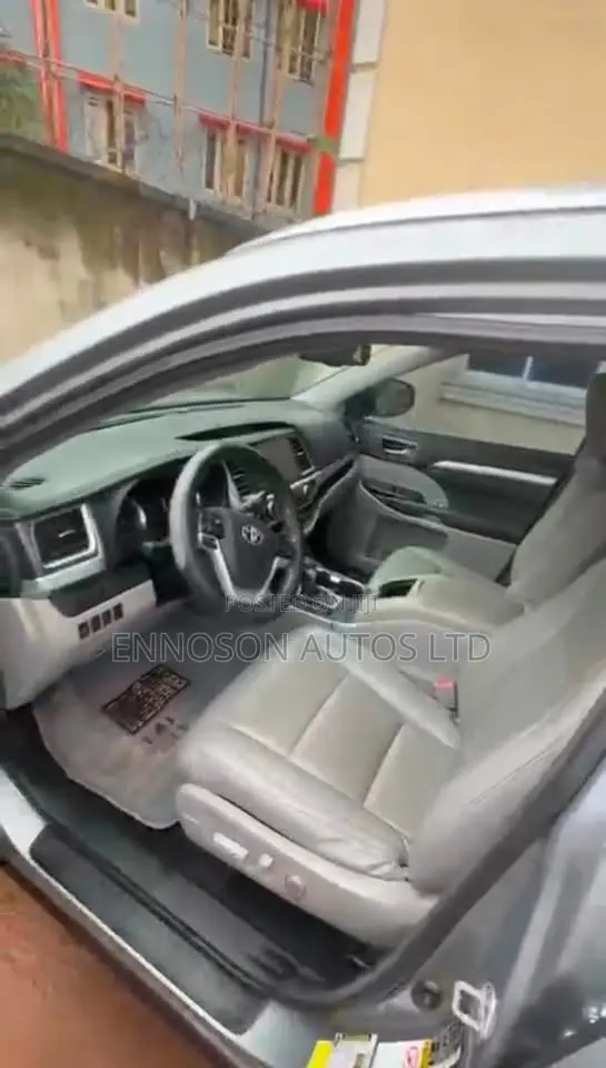 Toyota Highlander 2015 Silver