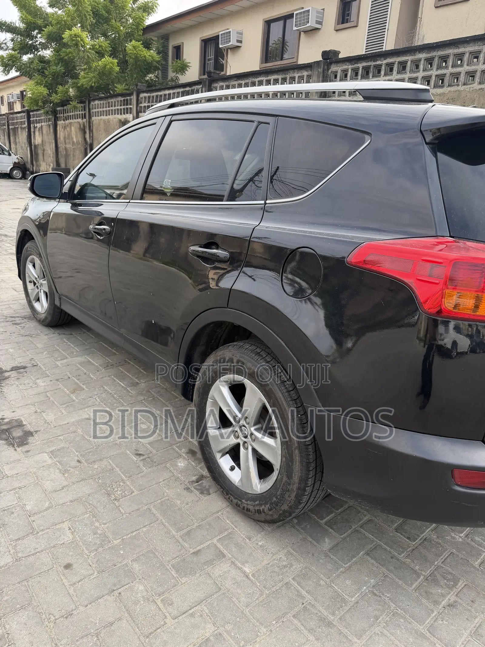 Toyota RAV4 LE 4dr SUV AWD (2.5L 4cyl 6A) 2015 Black