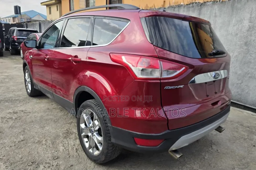 Ford Escape SE 4dr SUV (1.6L 4cyl Turbo 6A) 2014 Red