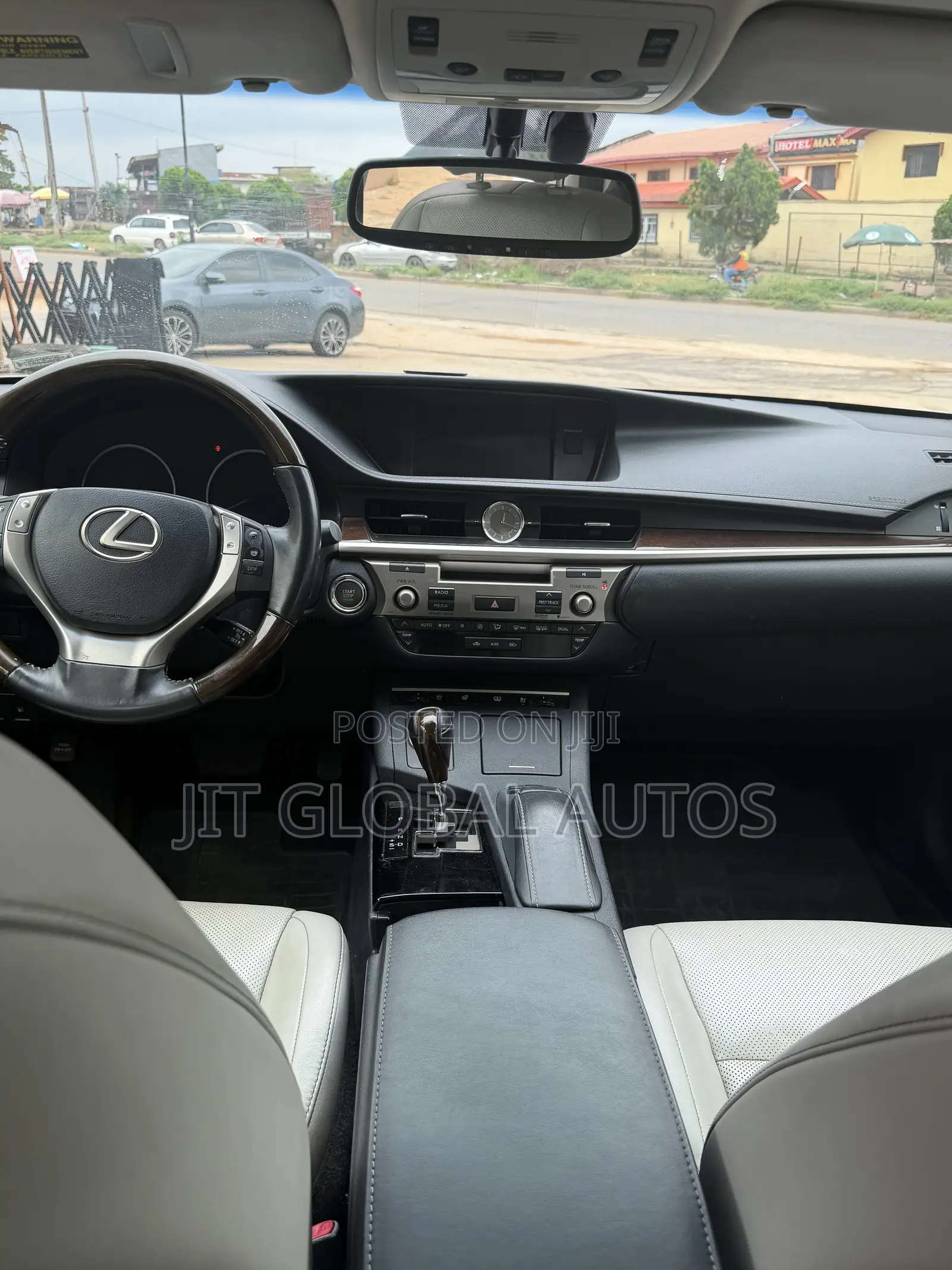 Lexus ES 2014 Silver