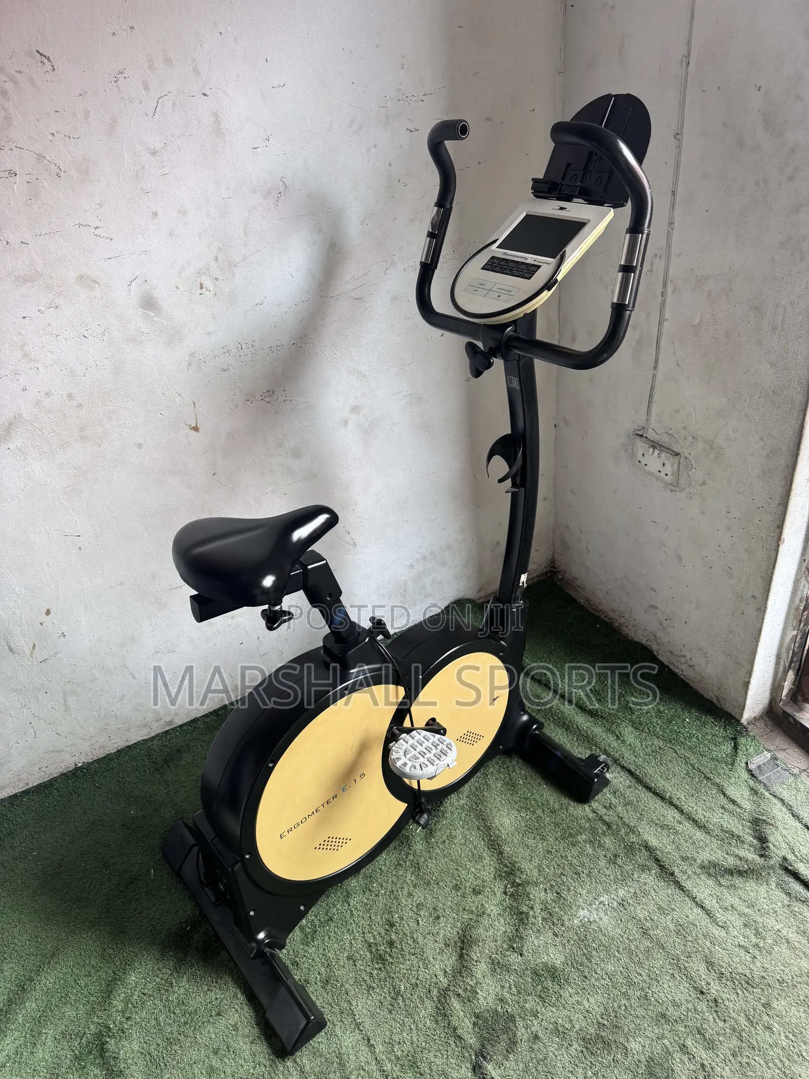 Heavy Duty Electric Stationary Exercise Bike With Phone Holder