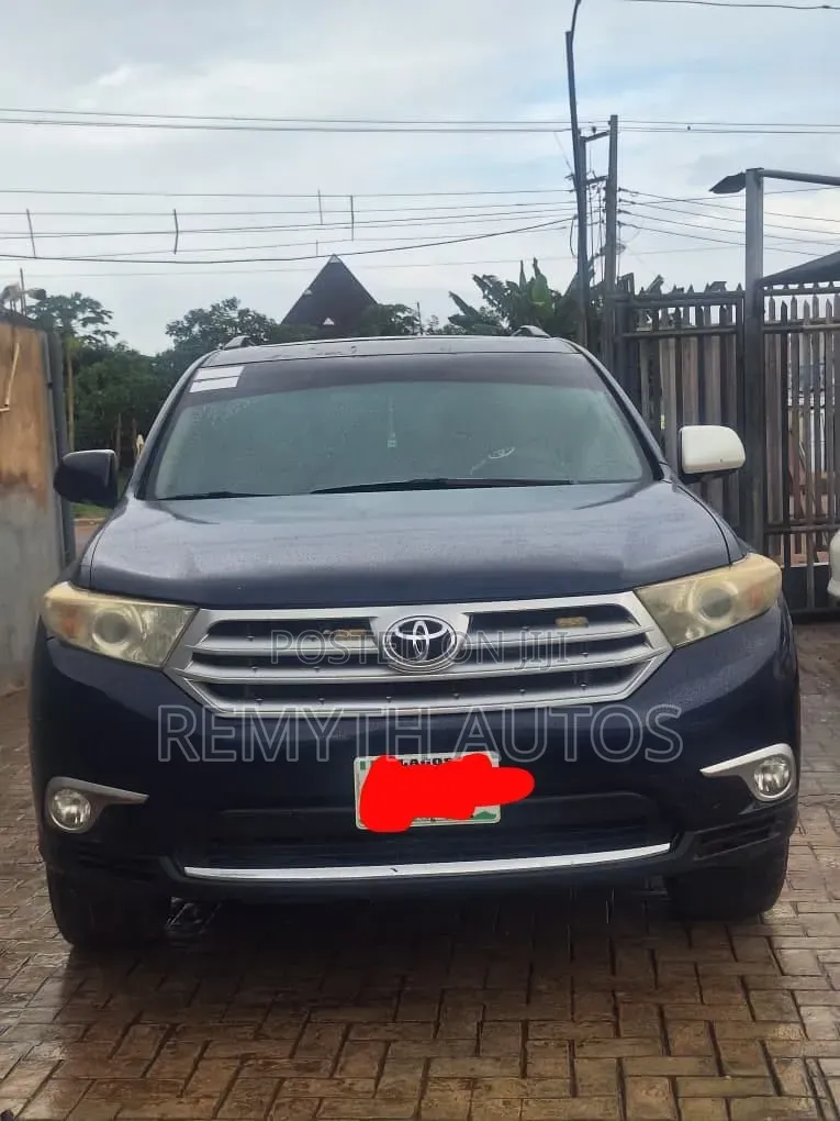Toyota Highlander Limited 2012 Blue