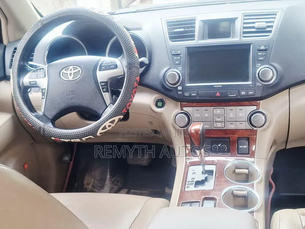 Toyota Highlander Limited 2012 Blue
