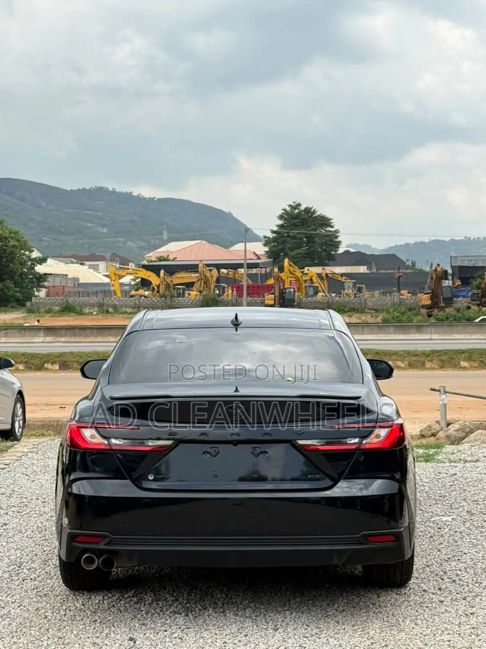 Toyota Camry SE 2025 Black