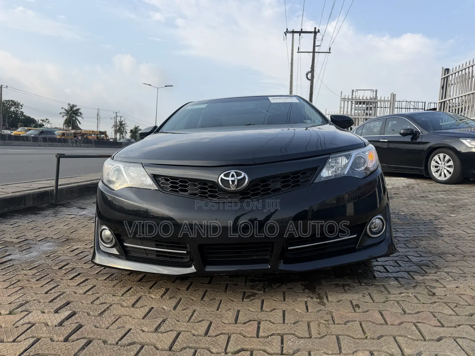 Toyota Camry SE V6 4dr Sedan (3.5L 6cyl 6A) 2012 Black