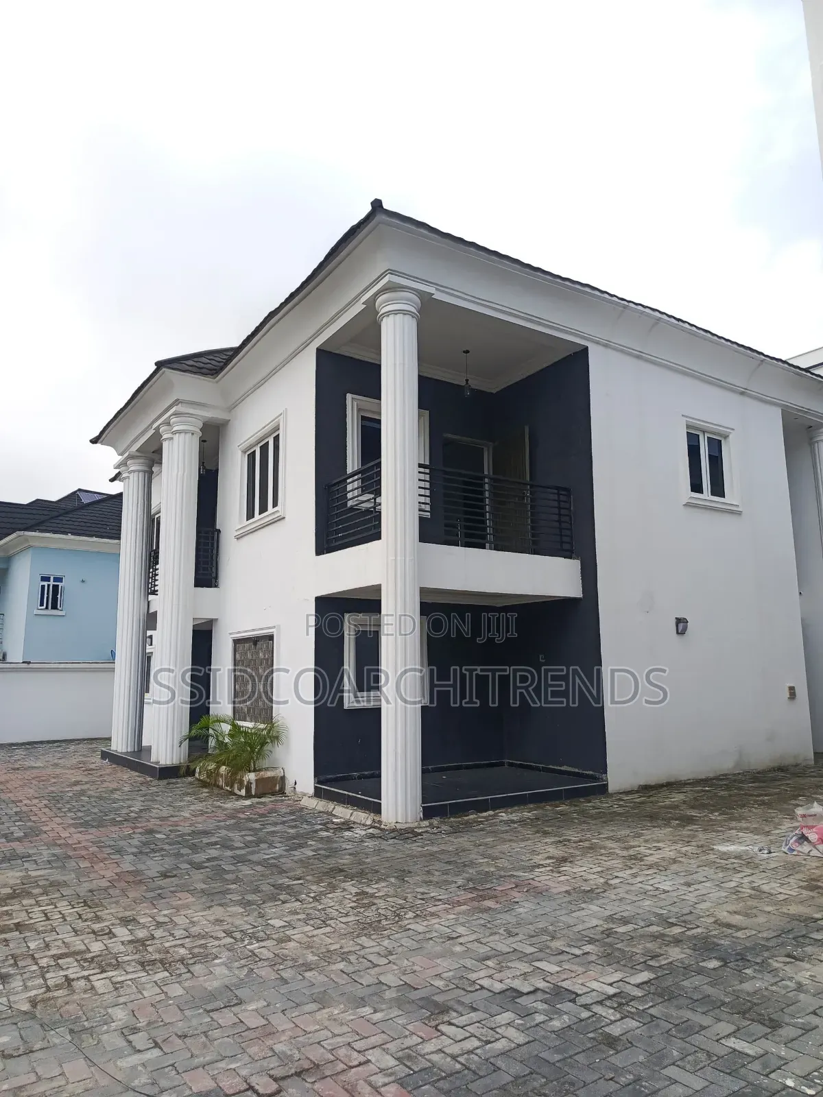 3bdrm Duplex in Call To Access, Ikate for rent