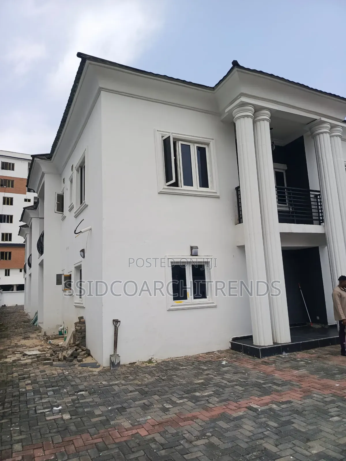 3bdrm Duplex in Call To Access, Ikate for rent