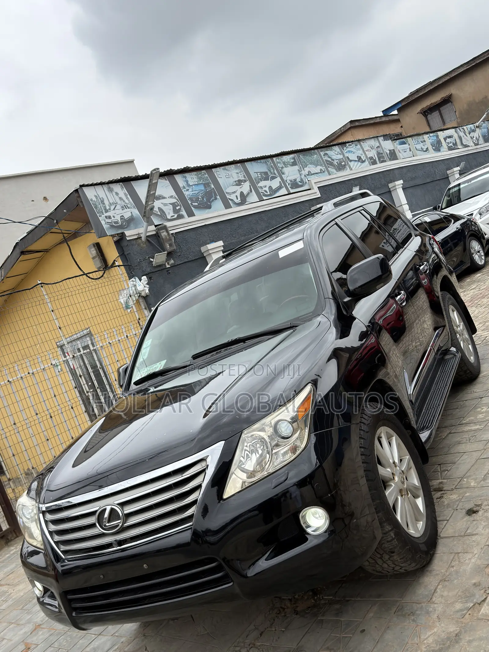 Lexus LX 570 2009 Black