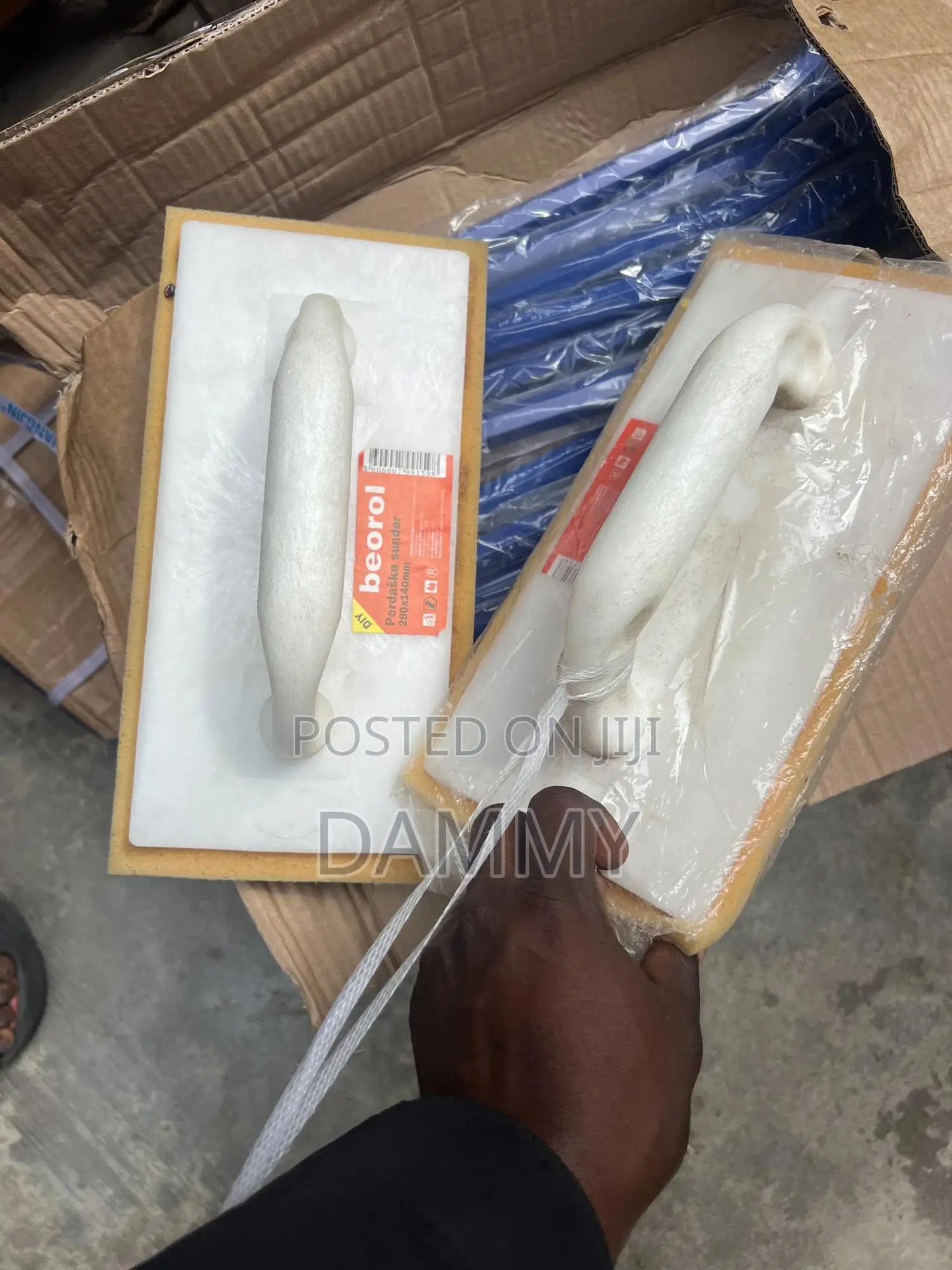 Beorol Brand Sponge Float Trowel