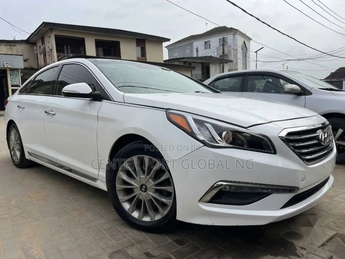 Hyundai Sonata Limited 2.0T 4dr Sedan (2.0L 4cyl Turbo 6A) 2015 White