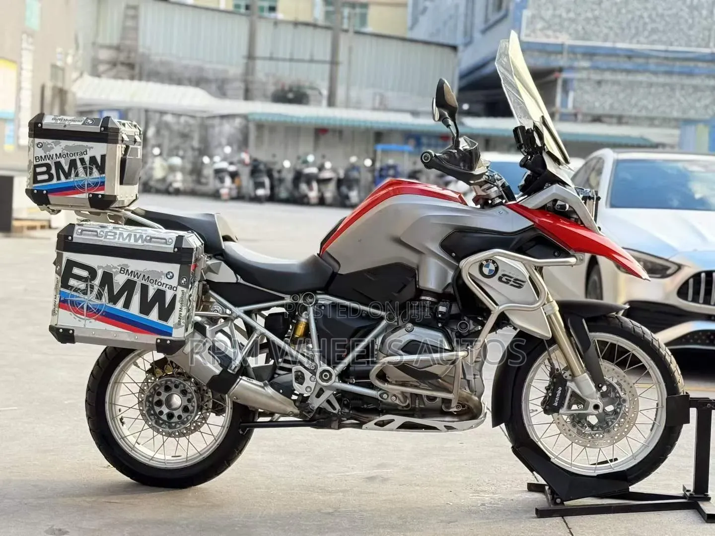 BMW R1200 GS Adventure 2014 Red