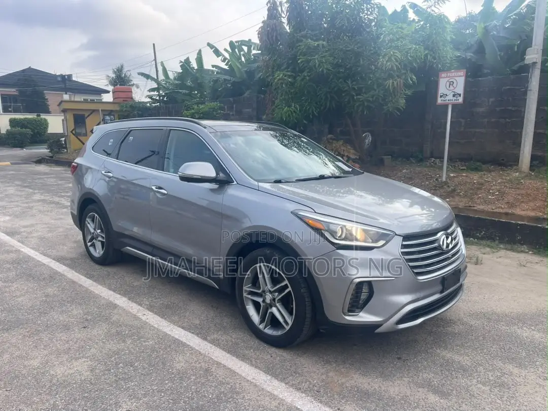 Hyundai Santa Fe Limited Ultimate AWD 2017 Silver
