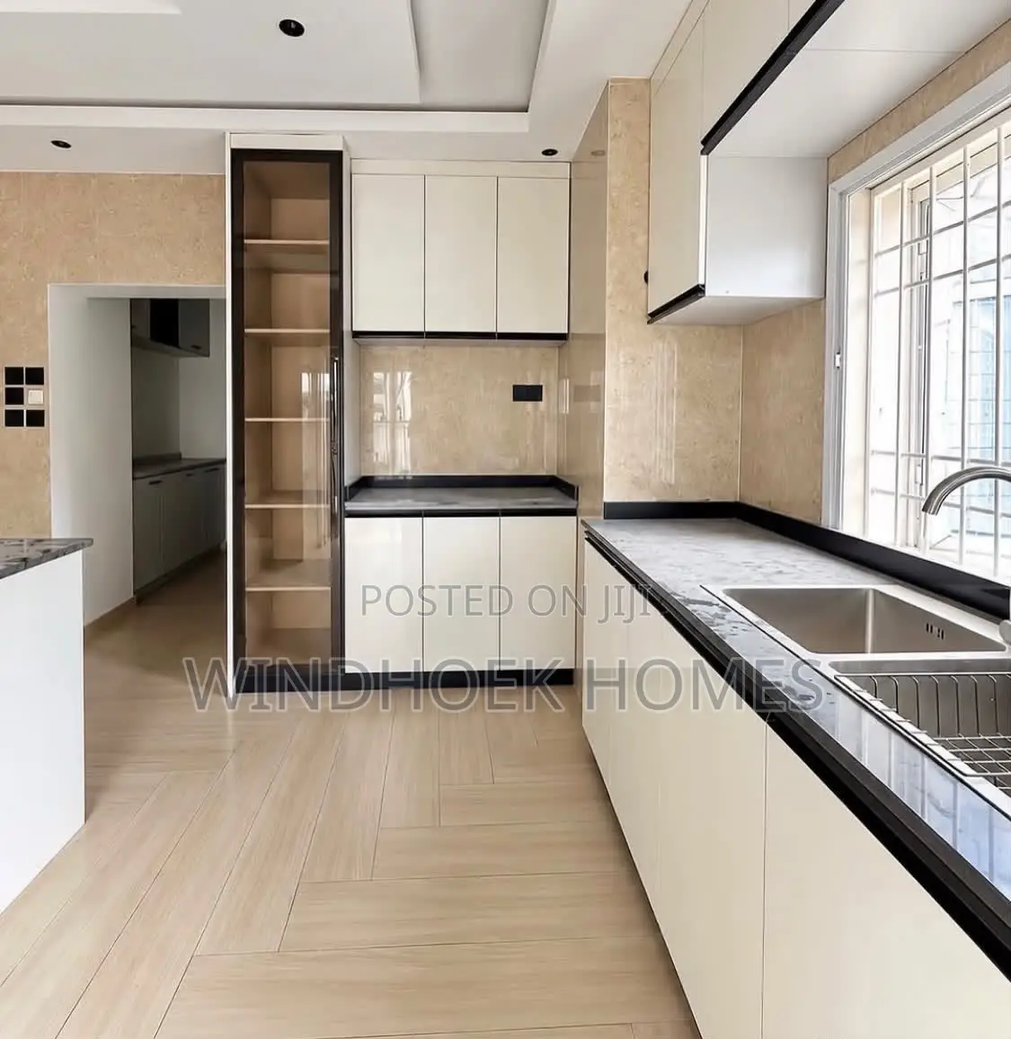 6bdrm Duplex in Kiami for rent