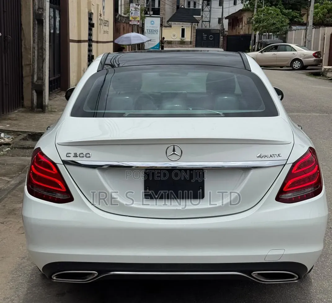Mercedes-Benz C300 2017 White