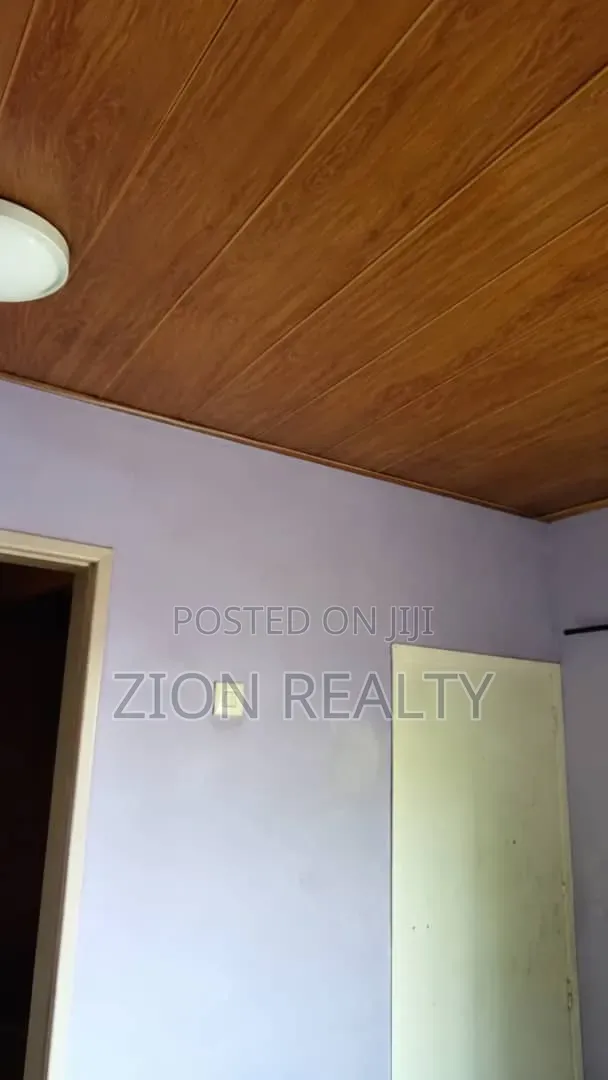 1bdrm Bedsitter in Elefo, Awoyaya for rent