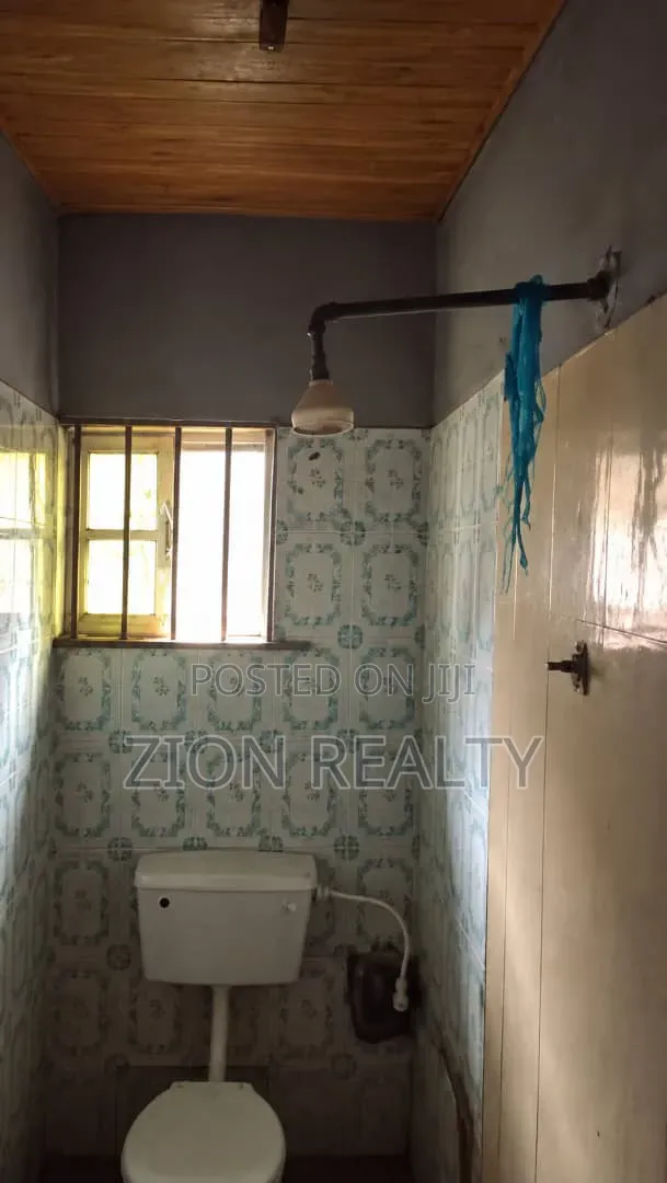 1bdrm Bedsitter in Elefo, Awoyaya for rent