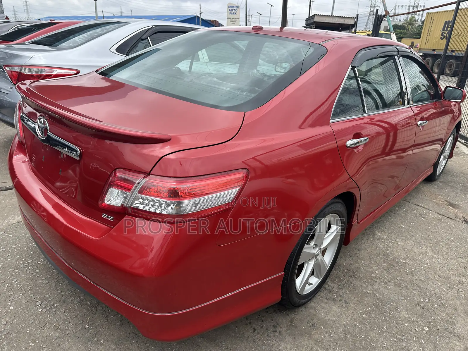 Toyota Camry SE 4dr Sedan (2.5L 4cyl 6A) 2011 Red