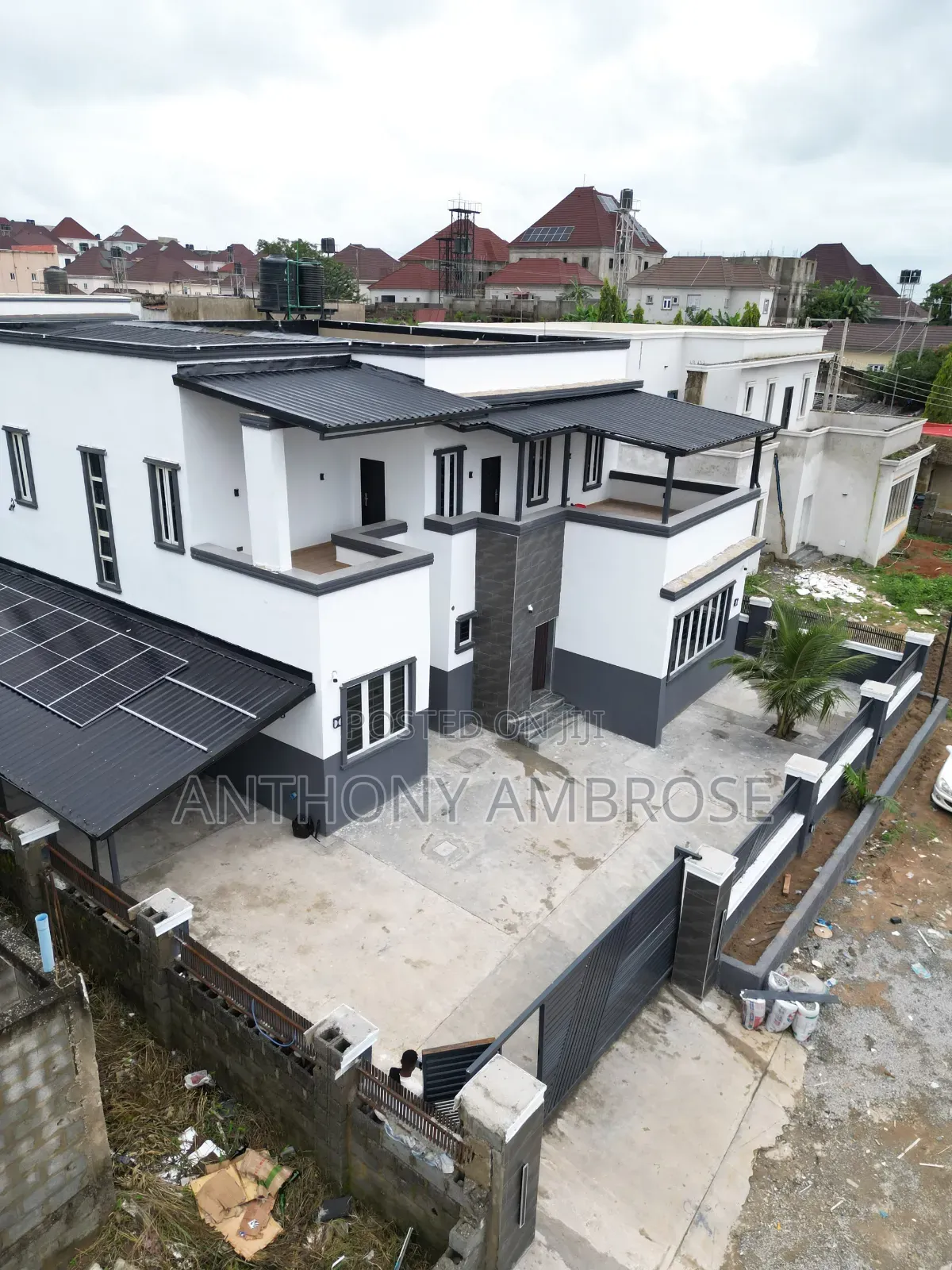Furnished 5bdrm Duplex in Vine Hill Estate, Sabon Lugbe for sale