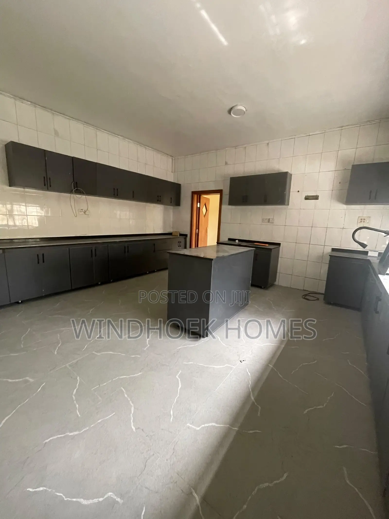 5bdrm Duplex in Maitama for rent