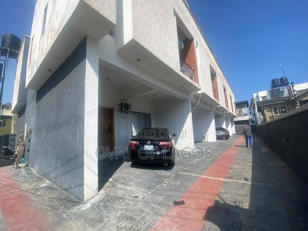 4bdrm Duplex in Lekki Conservation for rent