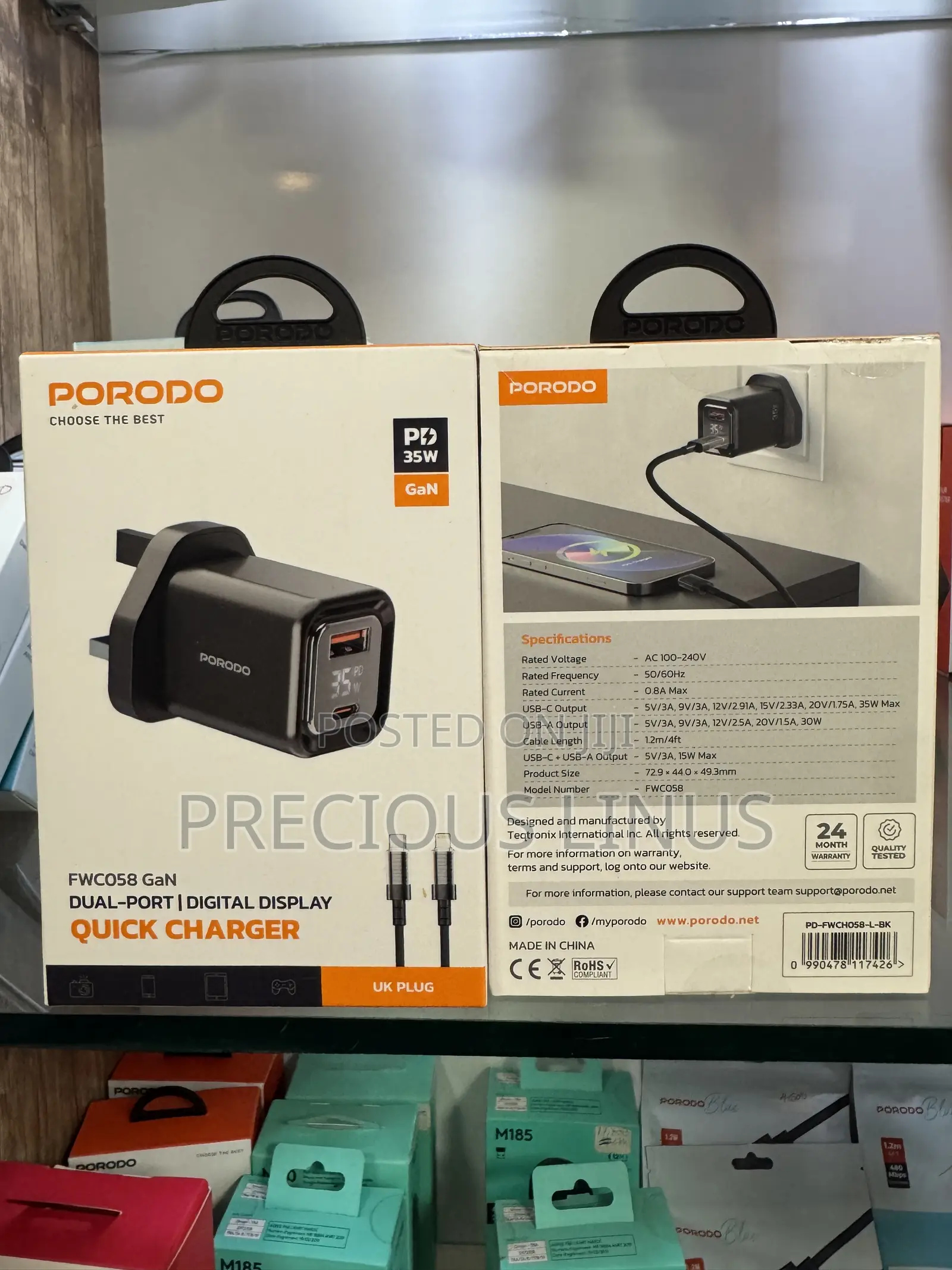 Porodo 35 Wat Dual Quick Charger Type C to iPhone Cable Mouth