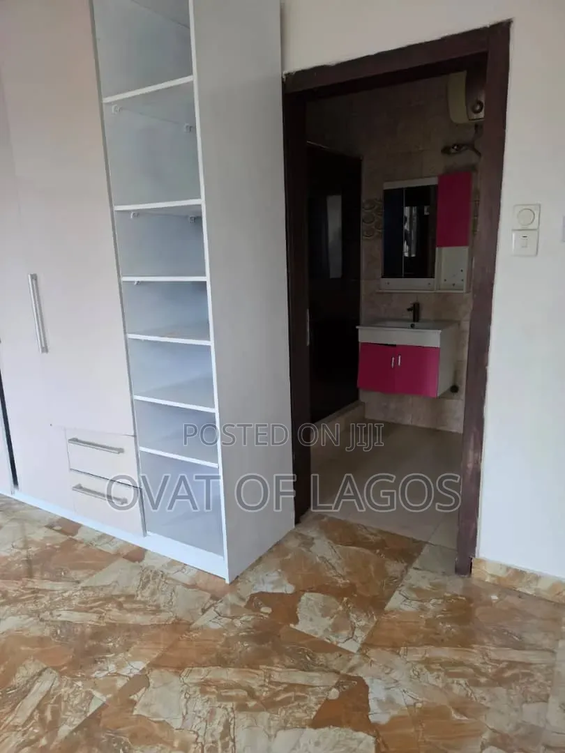 5bdrm Duplex in Parkview Estate for rent