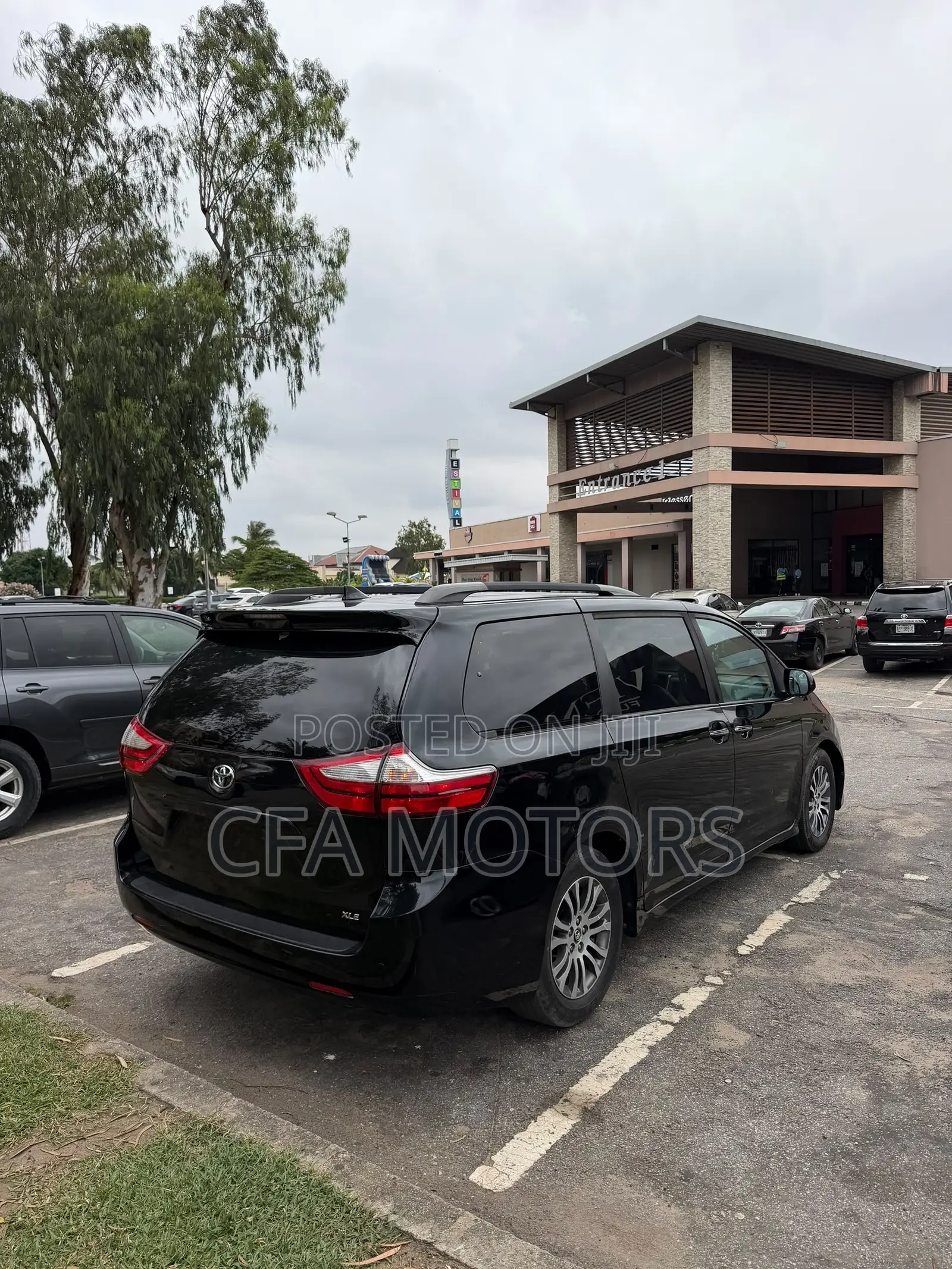 Toyota Sienna 2019 Black