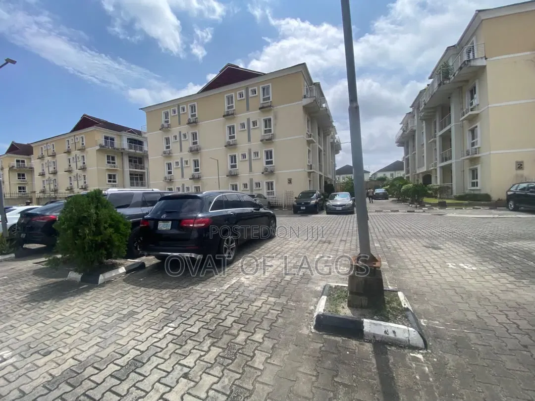 Furnished 3bdrm Apartment in Chevron for rent