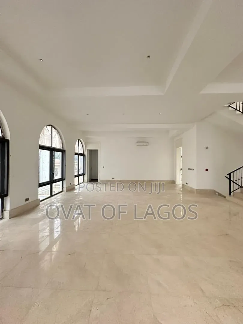 4bdrm Duplex in Old Ikoyi for sale