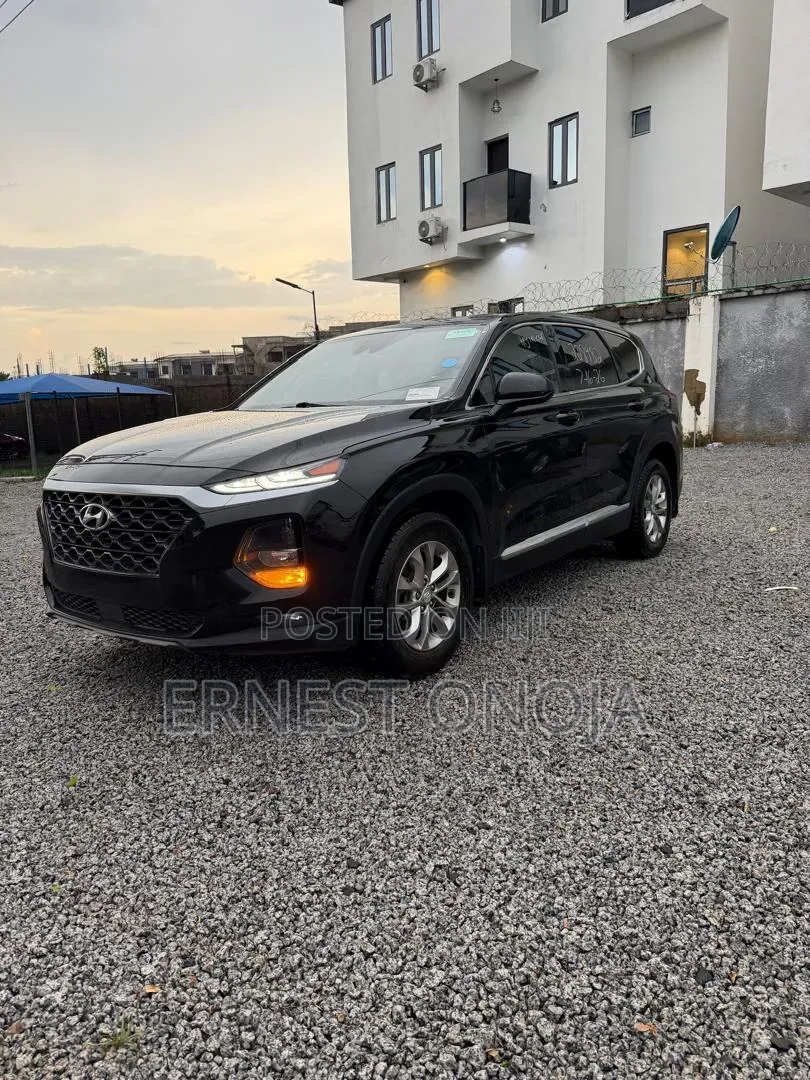 Hyundai Santa Fe SE 2.4 w/SULEV FWD 2020 Black