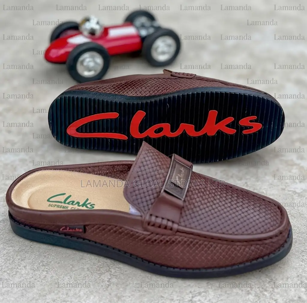 Clarks Woven Leather Slip-on Loafer Mules in Brown