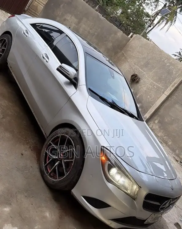 Mercedes-Benz CLA-Class CLA 250 4MATIC Wagon 2015 Gray