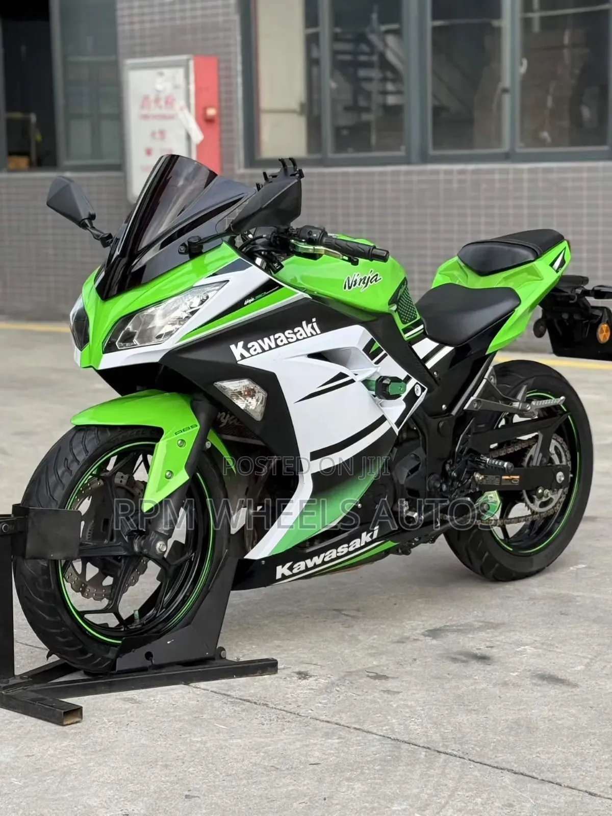 Kawasaki 2015 Green