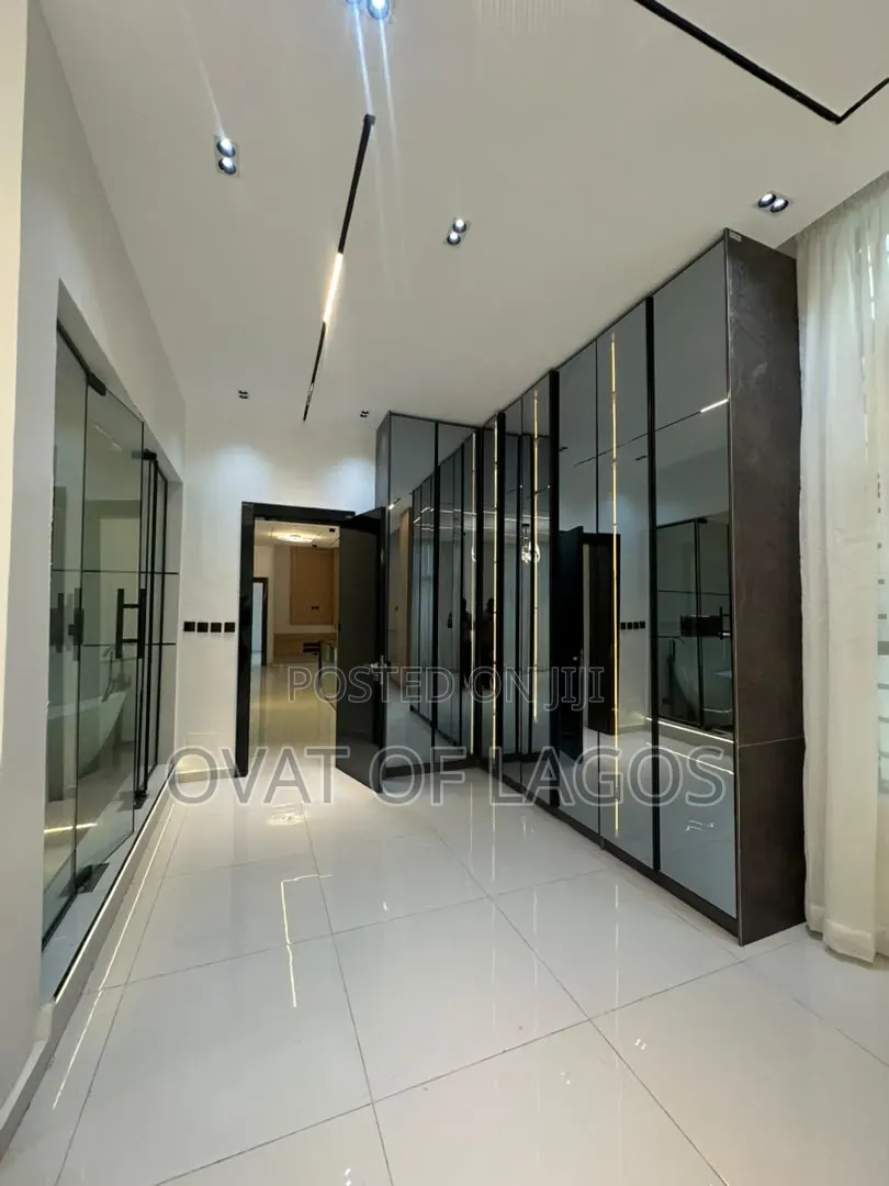 5bdrm Duplex in Orchid, Lekki Expressway for sale