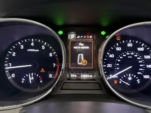 Hyundai Santa Fe 2018 White