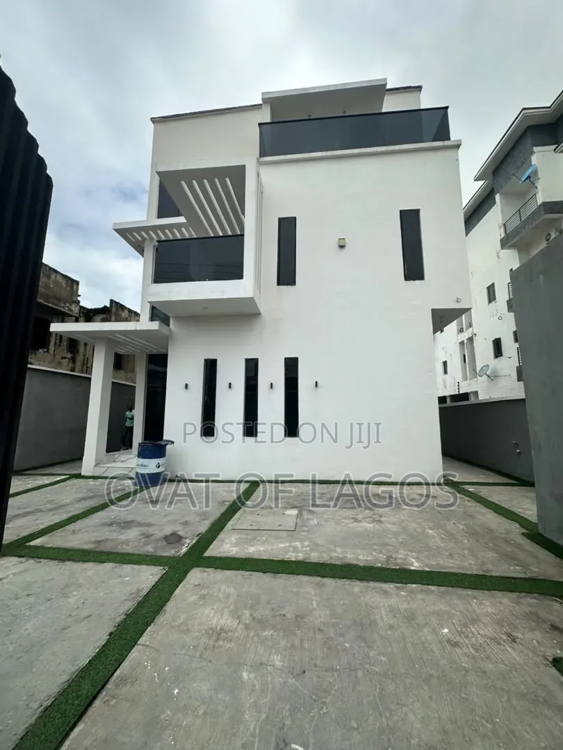 5bdrm Duplex in Orchid, Lekki Expressway for sale