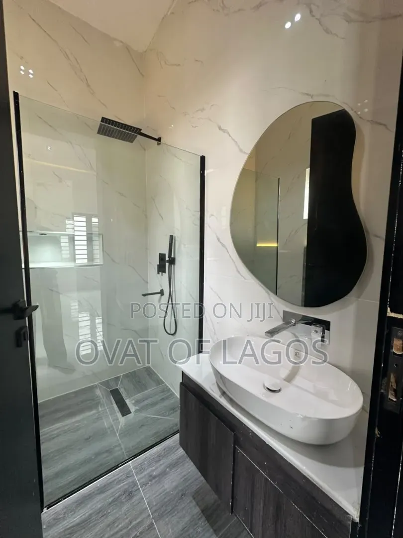 5bdrm Duplex in Megamound, Ikota for sale