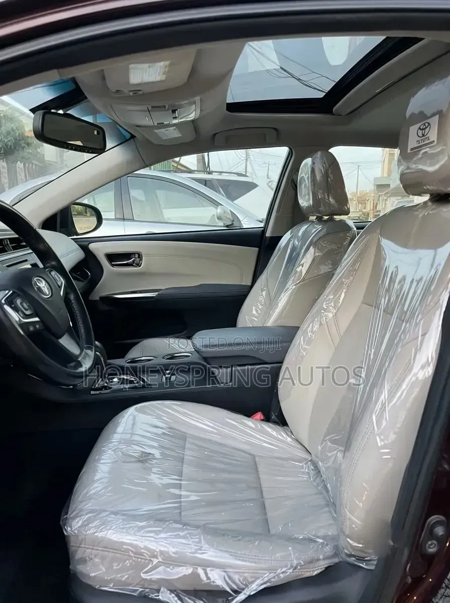 Toyota Avalon XLE Sedar FWD (3.5L 6cyl 6A) 2013 Burgundy