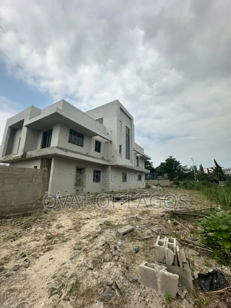 6bdrm Duplex in Pinnock, Osapa london for sale