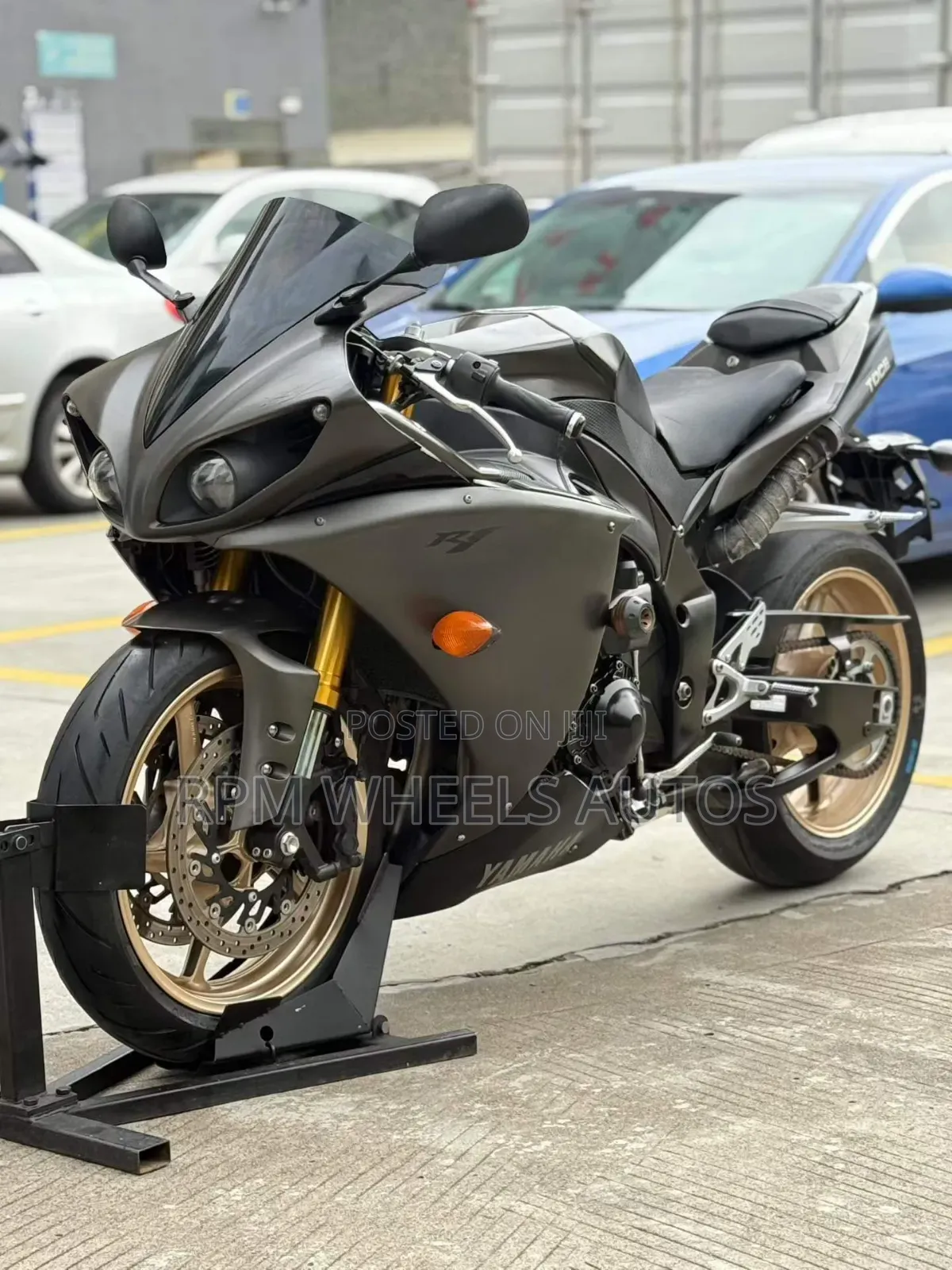 Yamaha R1 2011 Black